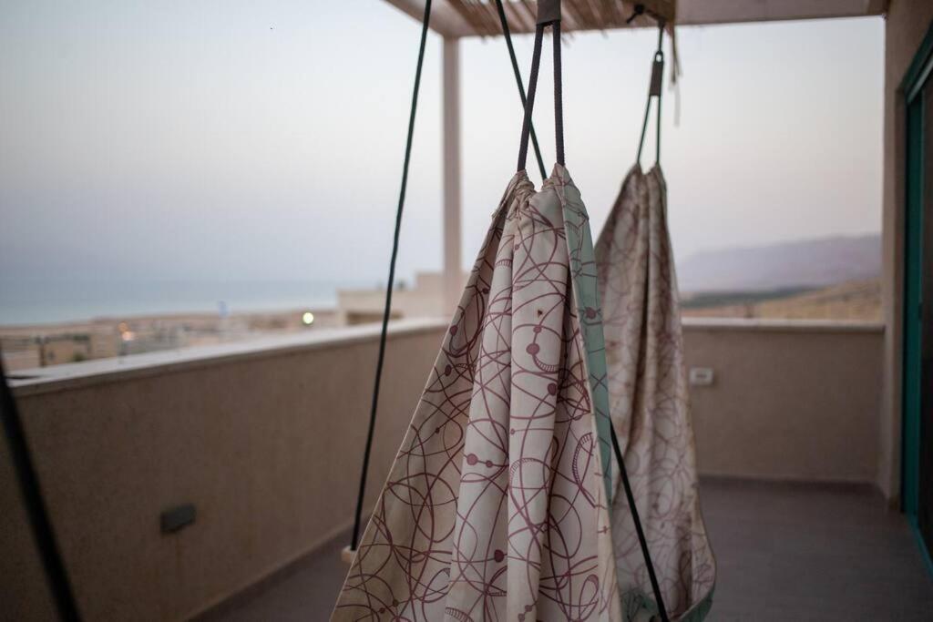 Family Dead-sea View Avnat
